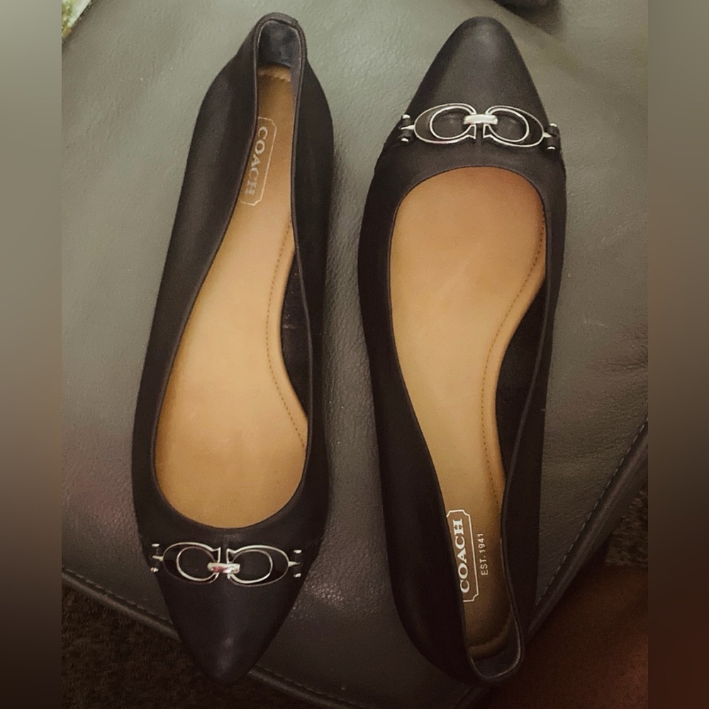 COACH Women's Black Leather Pointed-Toe Flats Sz 9